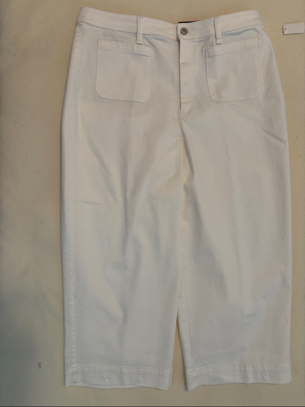 Talbots White Curvy Crop Jeans with Front Pocket Detail